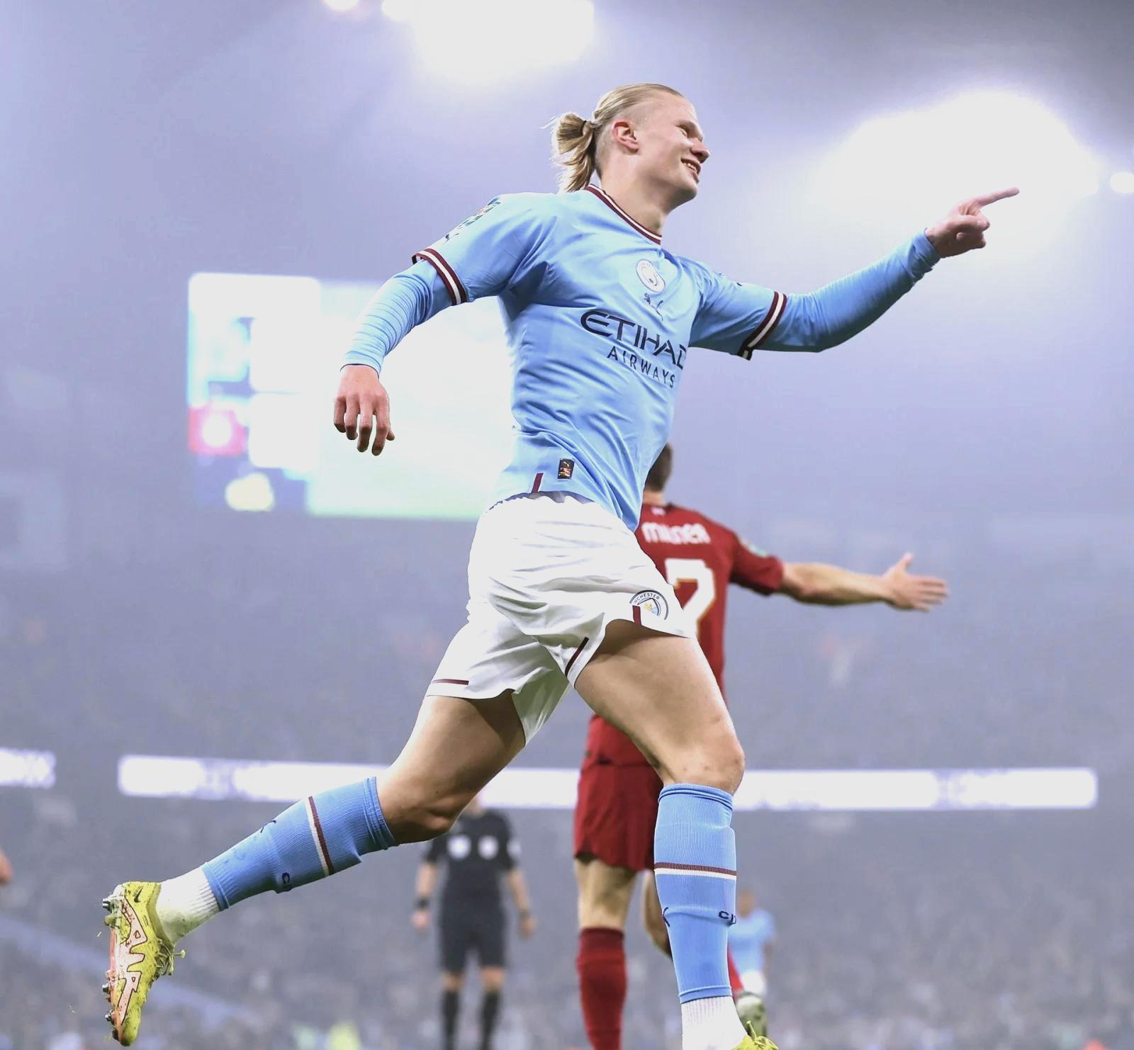 哈兰德在中国队比赛中逆转,出色防守引发热议的球员 哈兰德在中国队比赛中逆转,出色防守引发热议的球员