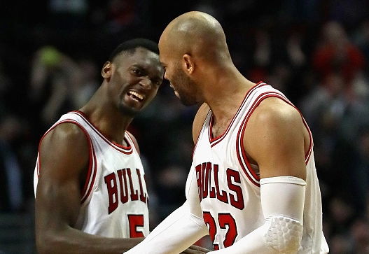 关于莱万多夫斯基爆冷击败公牛,关键助攻引爆全场!的信息 关于莱万多夫斯基爆冷击败公牛,关键助攻引爆全场!的信息